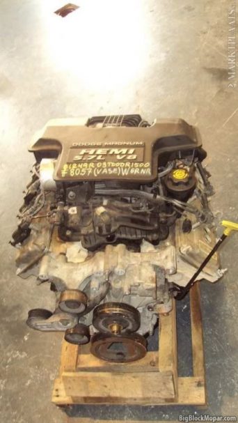 5.7 Hemi engine